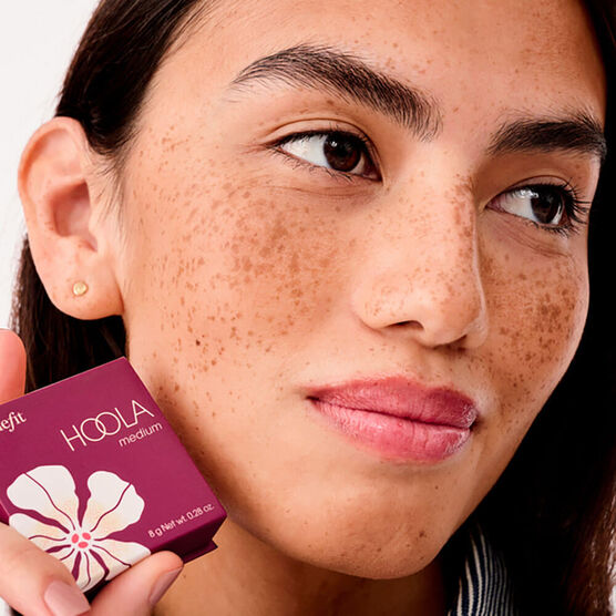 HOOLA  POWDER BRONZER MEDIUM